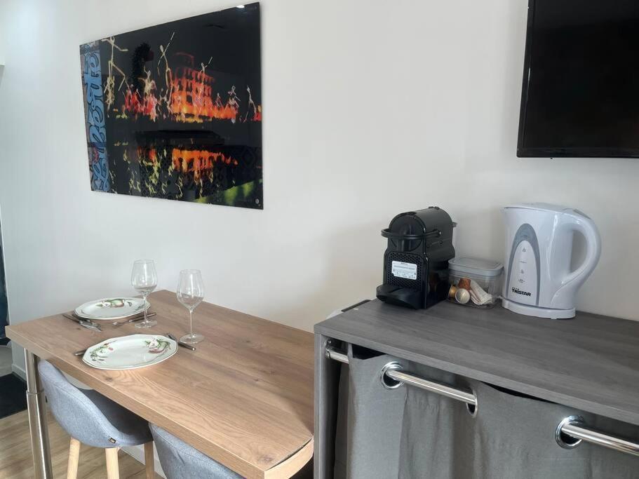 Verdi Studio Cosy Au Calme Parking Gratuit Шас-сюр-Рон Экстерьер фото